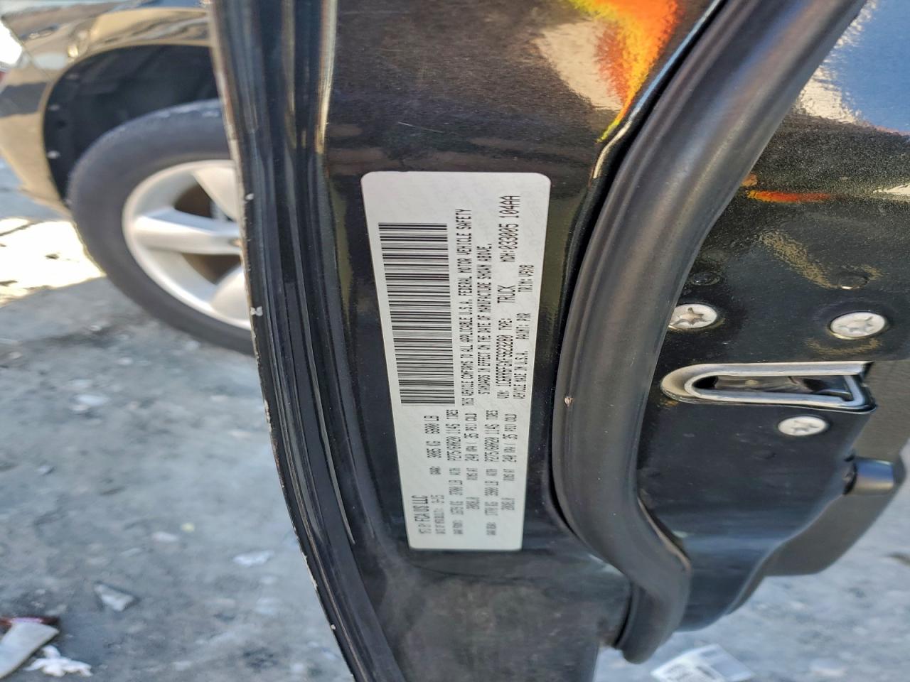 2015 RAM 1500 ST photo 12