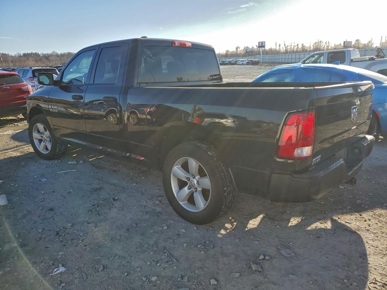 2015 RAM 1500 ST photo 2