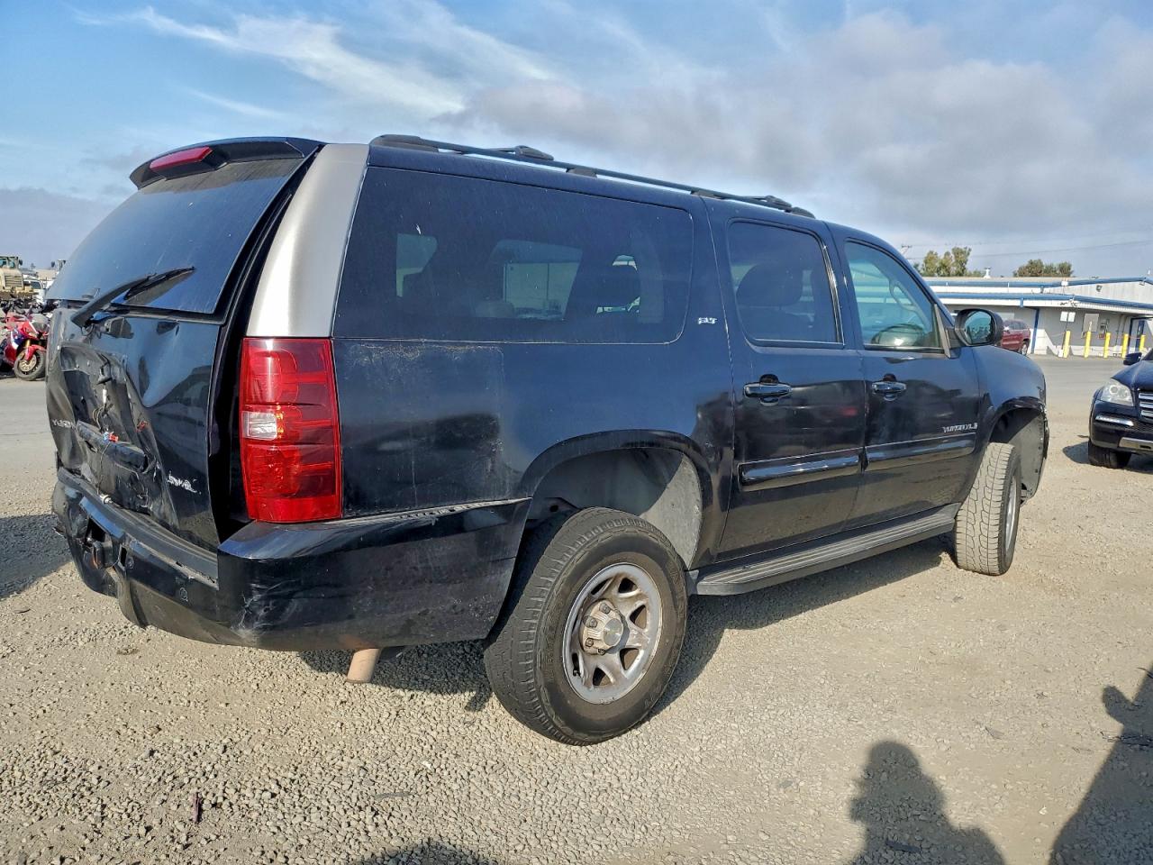 2007 GMC YUKON XL K1500 photo 3