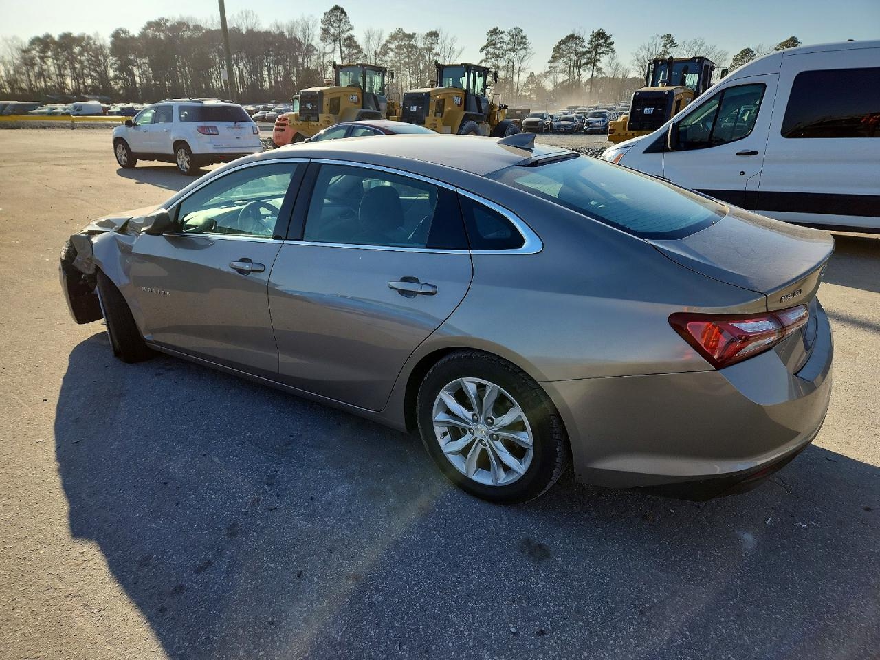 2022 CHEVROLET MALIBU LT photo 2