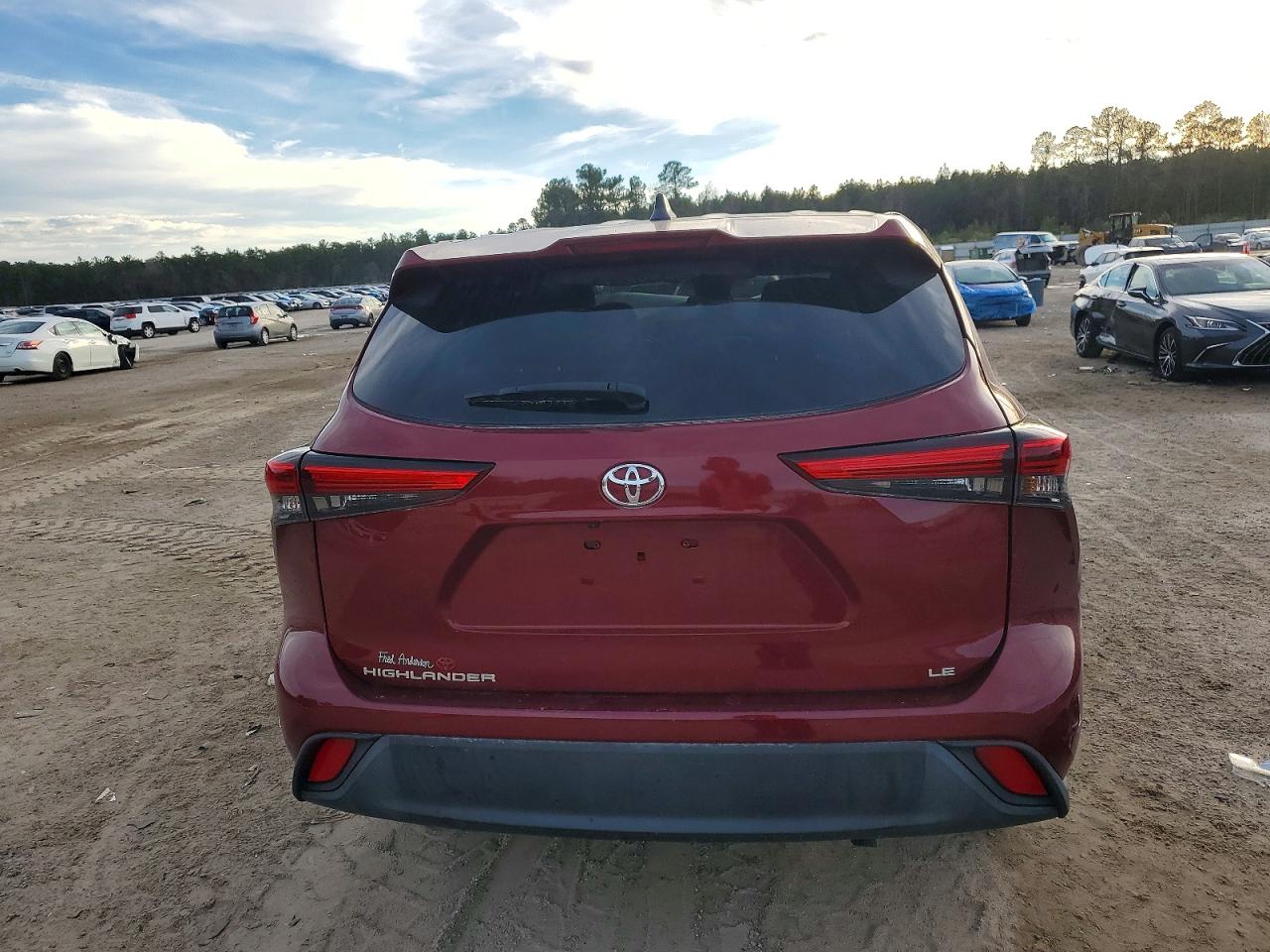 2022 TOYOTA HIGHLANDER L photo 11