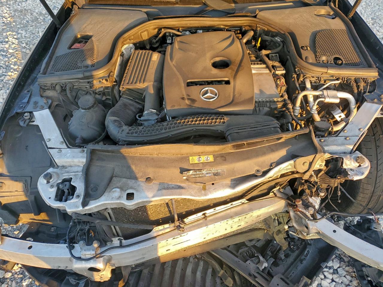 2017 MERCEDES-BENZ E 300 4MATIC photo 41