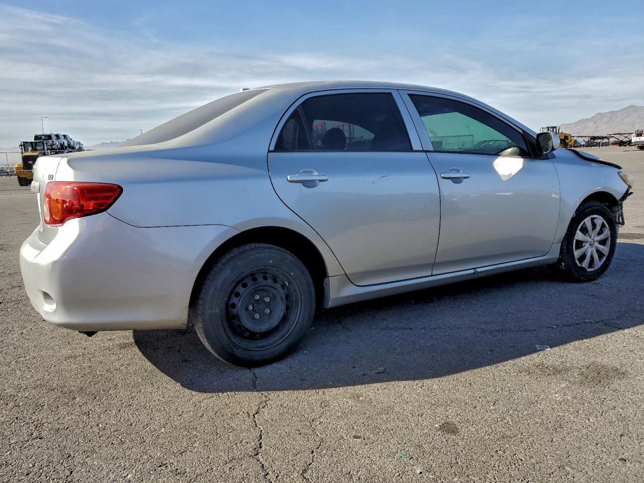 2010 TOYOTA COROLLA BASE photo 3
