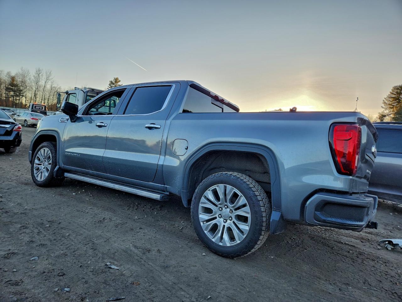 2021 GMC SIERRA K1500 DENALI photo 2
