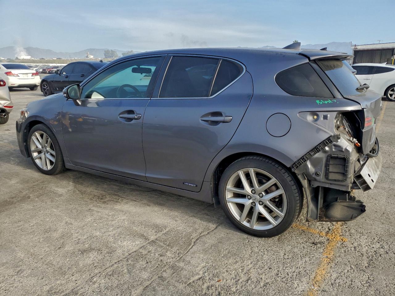 2015 LEXUS CT 200 photo 4