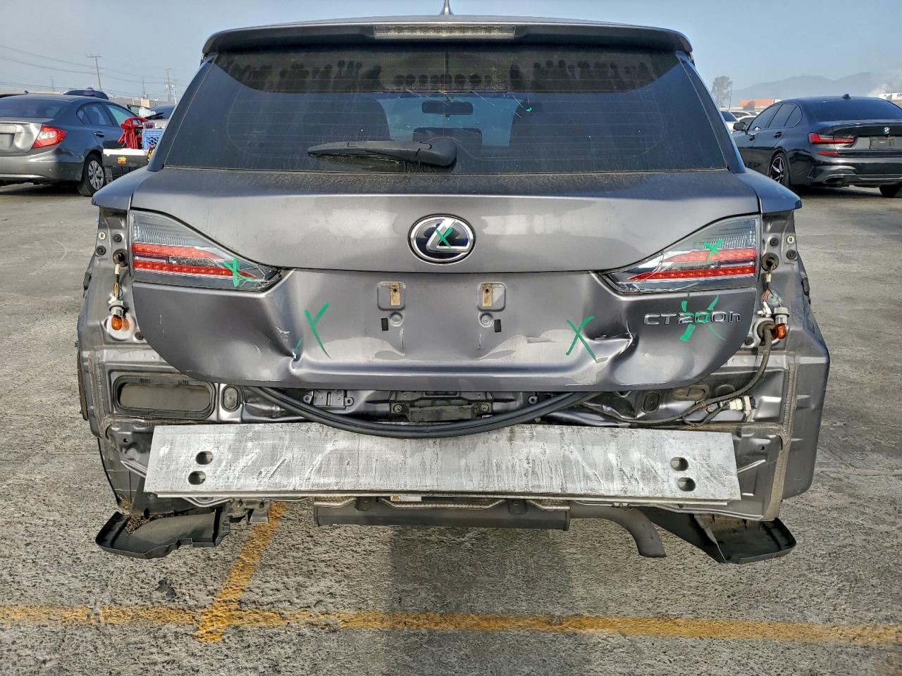 2015 LEXUS CT 200 photo 16