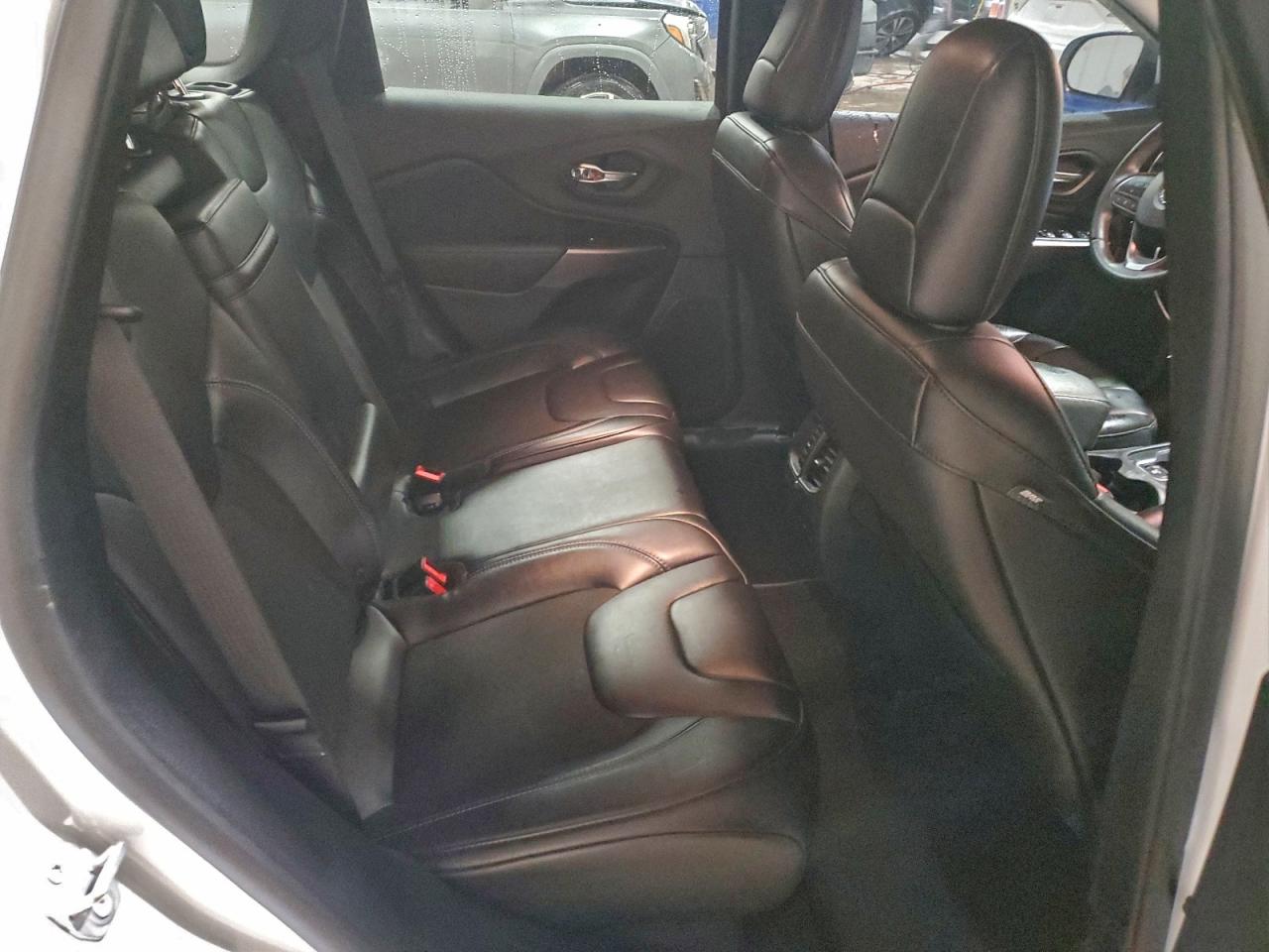 2019 JEEP CHEROKEE LATITUDE PLUS photo 11
