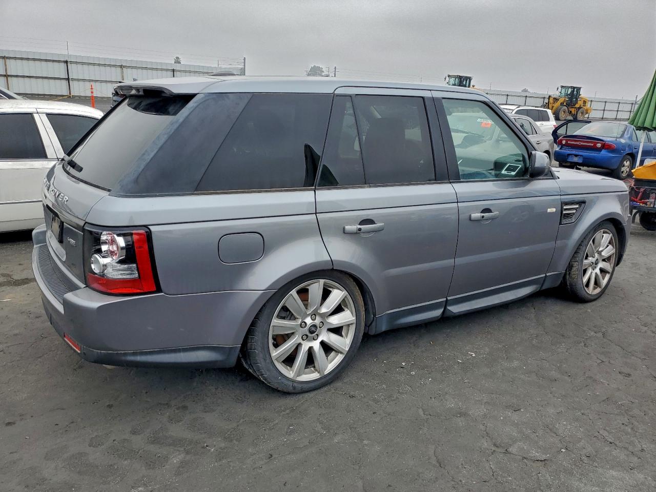 2013 LAND ROVER RANGE ROVER SPORT HSE photo 3