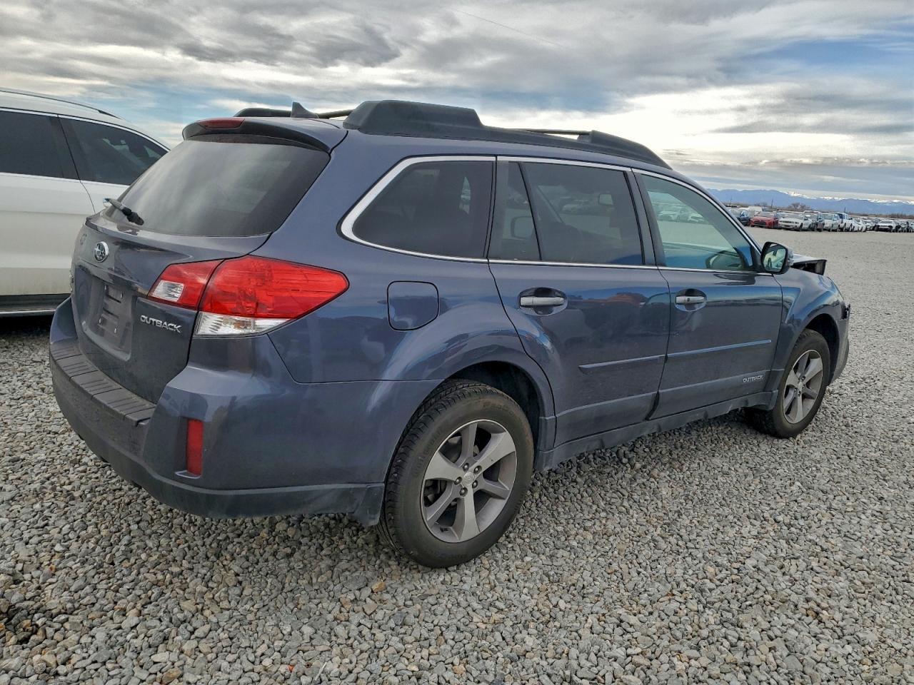 2014 SUBARU OUTBACK 2.5I LIMITED photo 3
