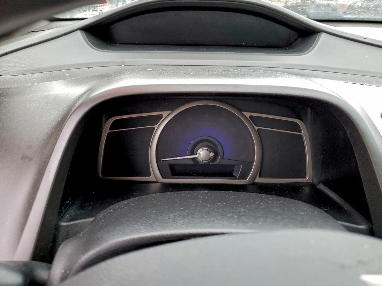 2010 HONDA CIVIC LX photo 9