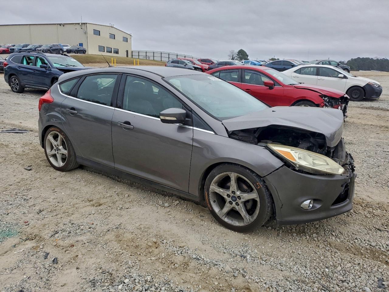 2014 FORD FOCUS TITANIUM photo 4