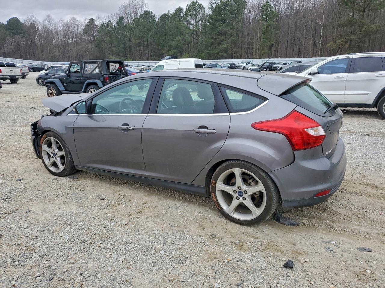 2014 FORD FOCUS TITANIUM photo 2