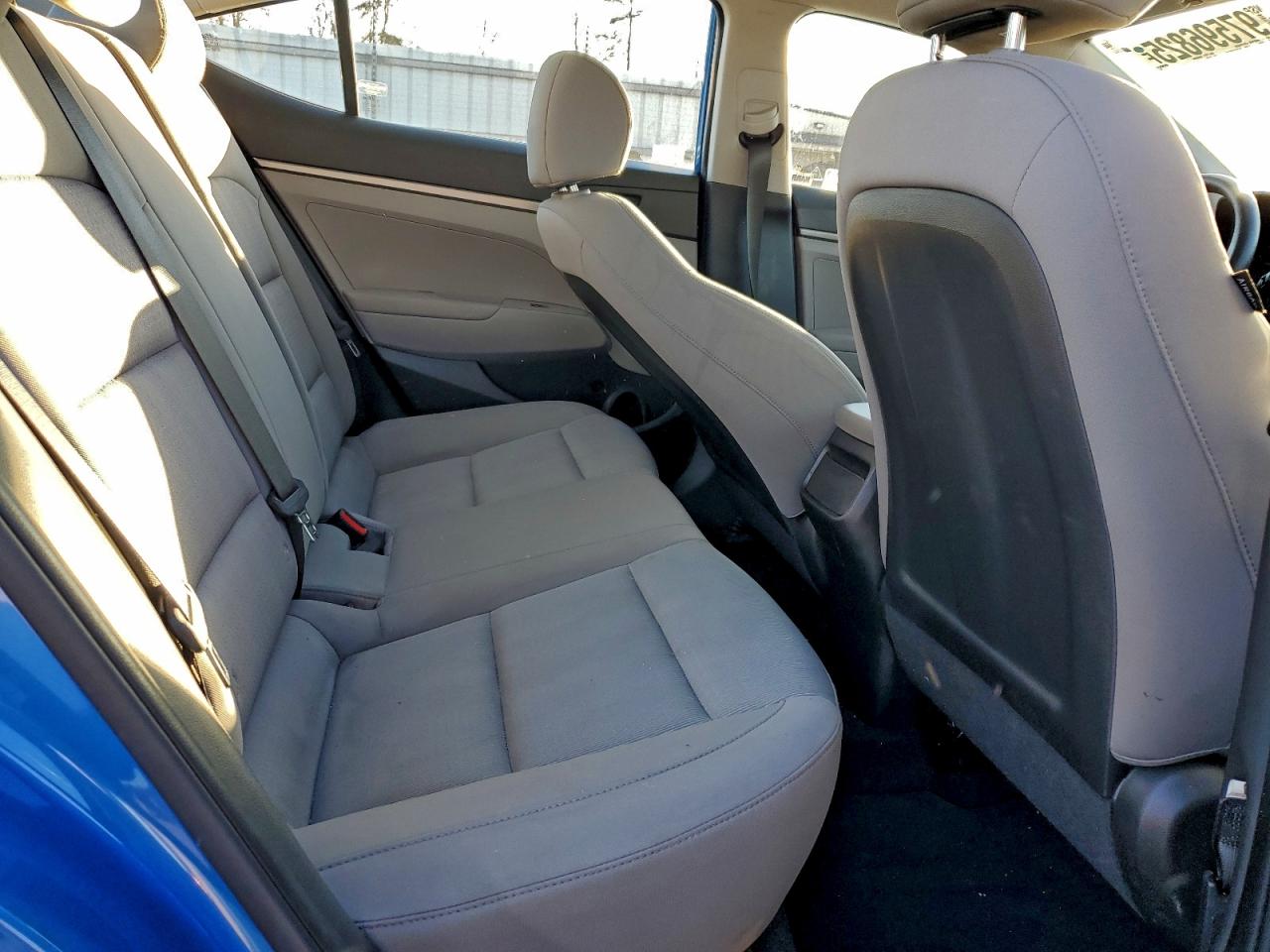 2017 HYUNDAI ELANTRA SE photo 19