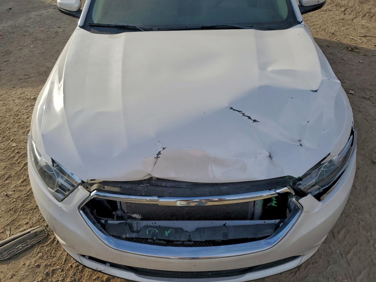 2018 FORD TAURUS SEL photo 11