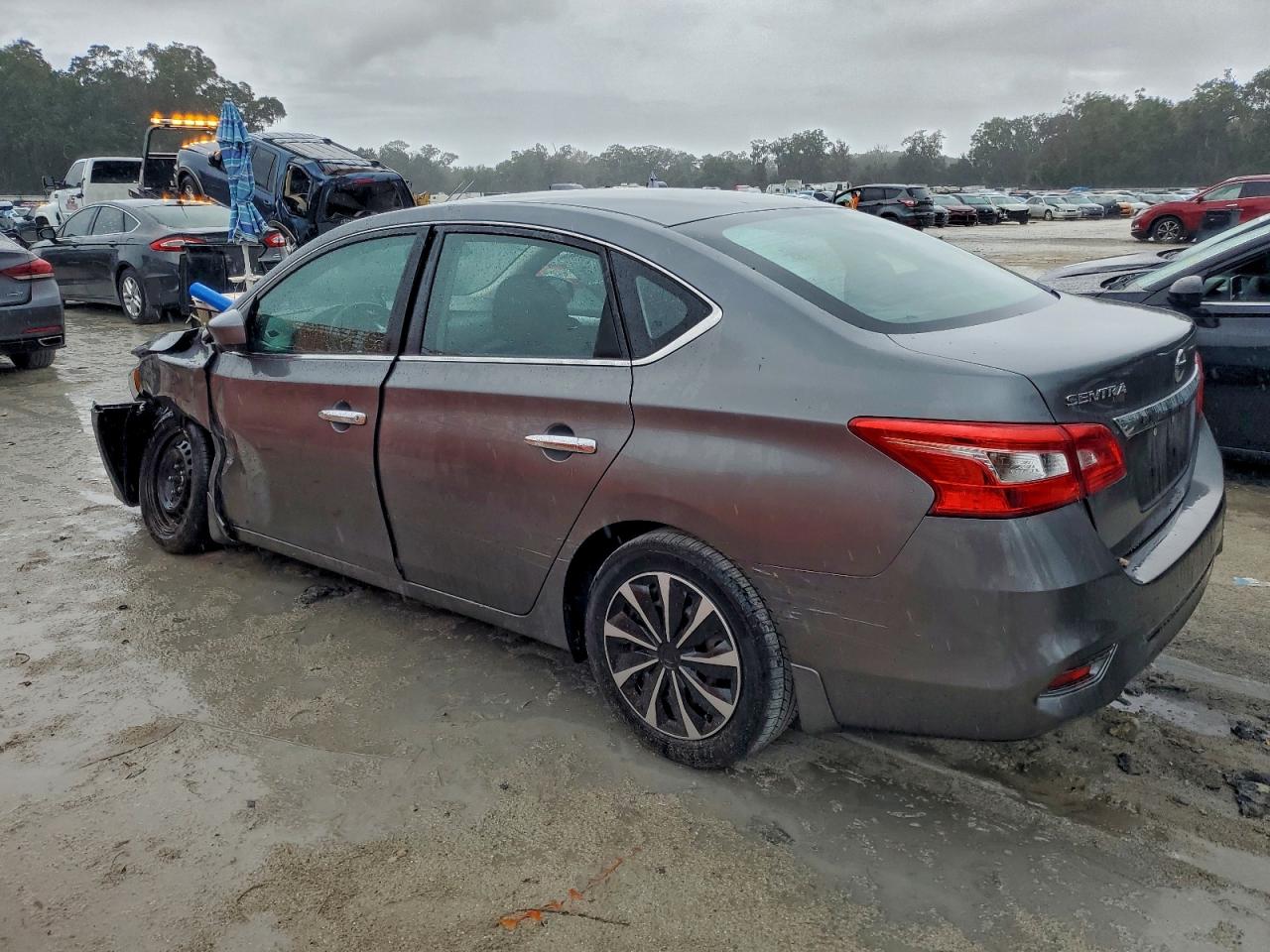 2018 NISSAN SENTRA S photo 2