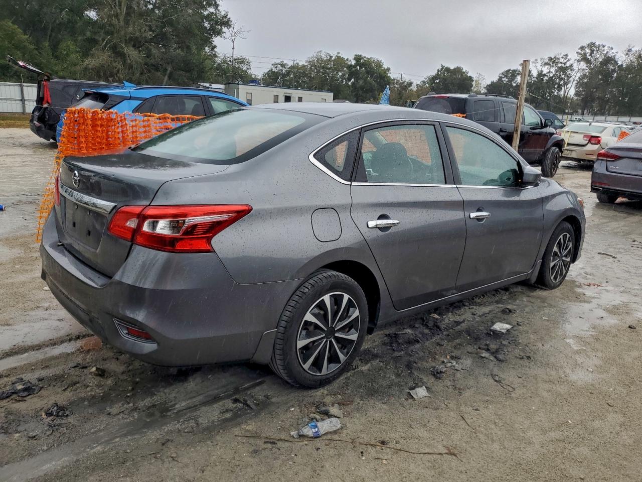 2018 NISSAN SENTRA S photo 3