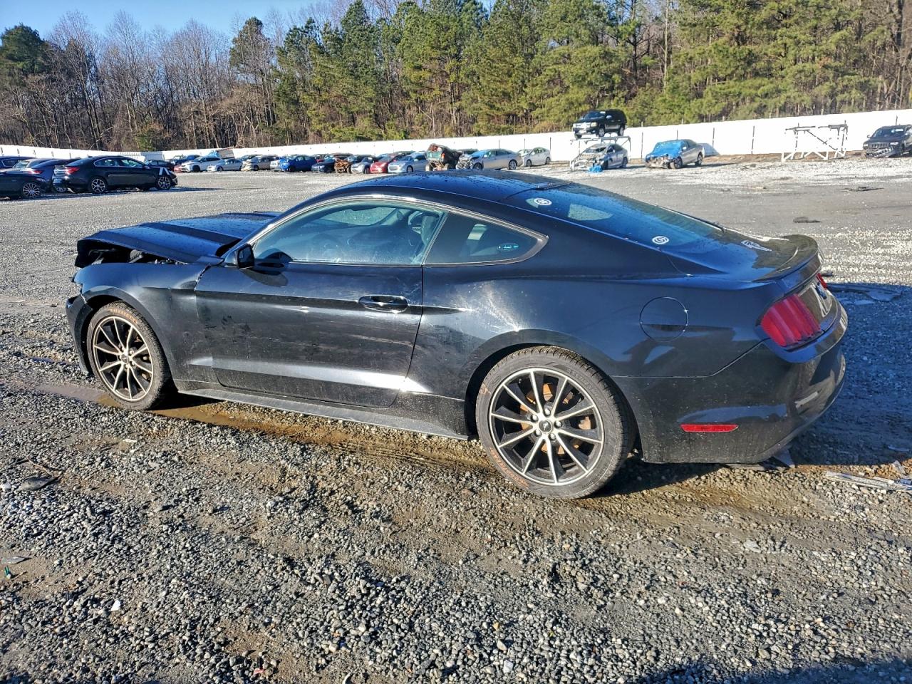 2017 FORD MUSTANG photo 2