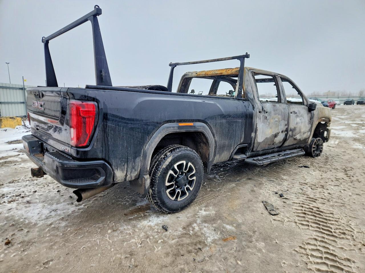 2020 GMC SIERRA K2500 AT4 photo 3