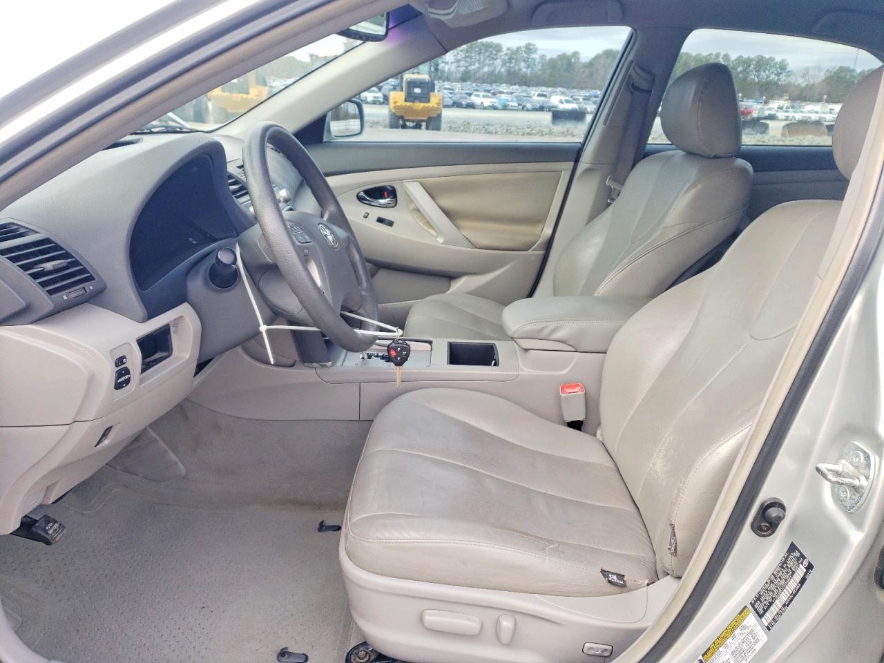 2007 TOYOTA CAMRY CE photo 13