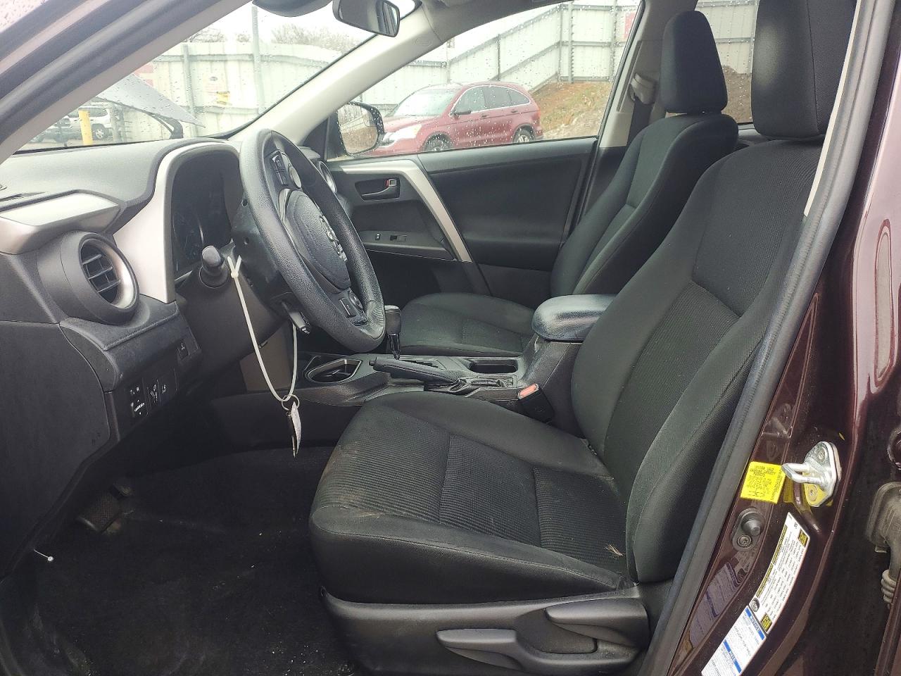 2017 TOYOTA RAV4 LE photo 7