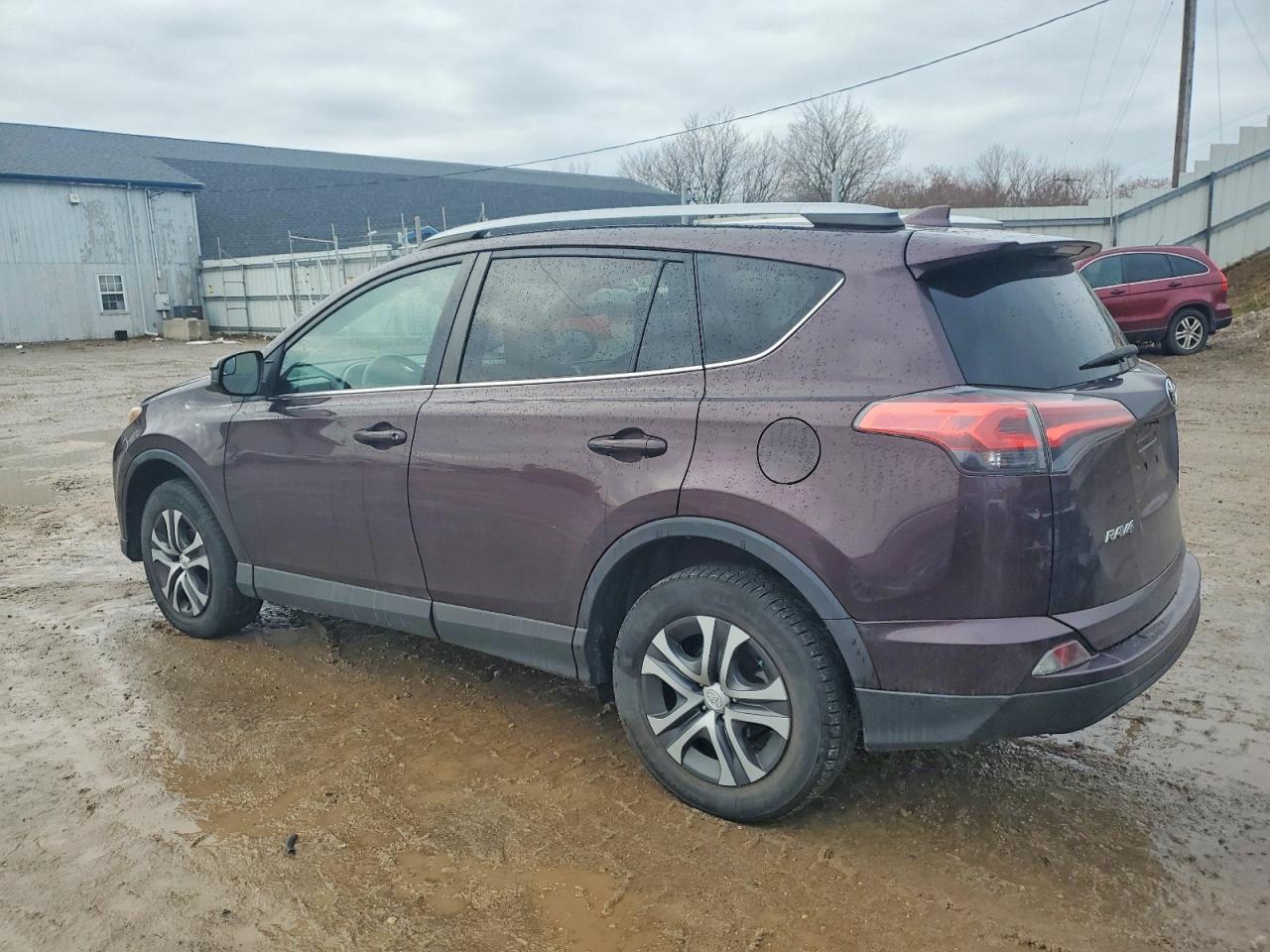 2017 TOYOTA RAV4 LE photo 2