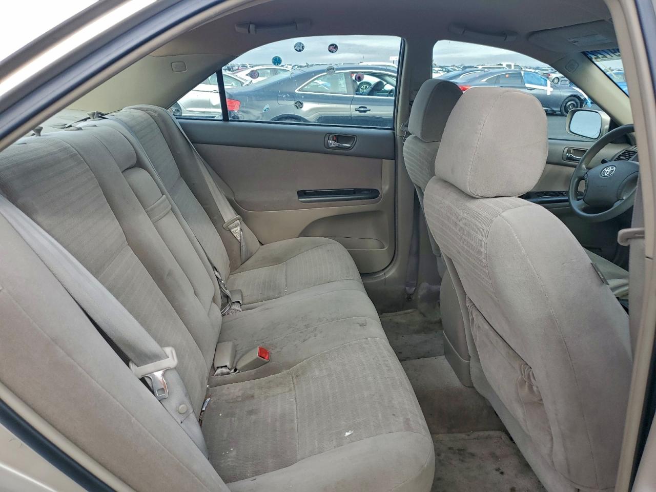 2005 TOYOTA CAMRY LE photo 10