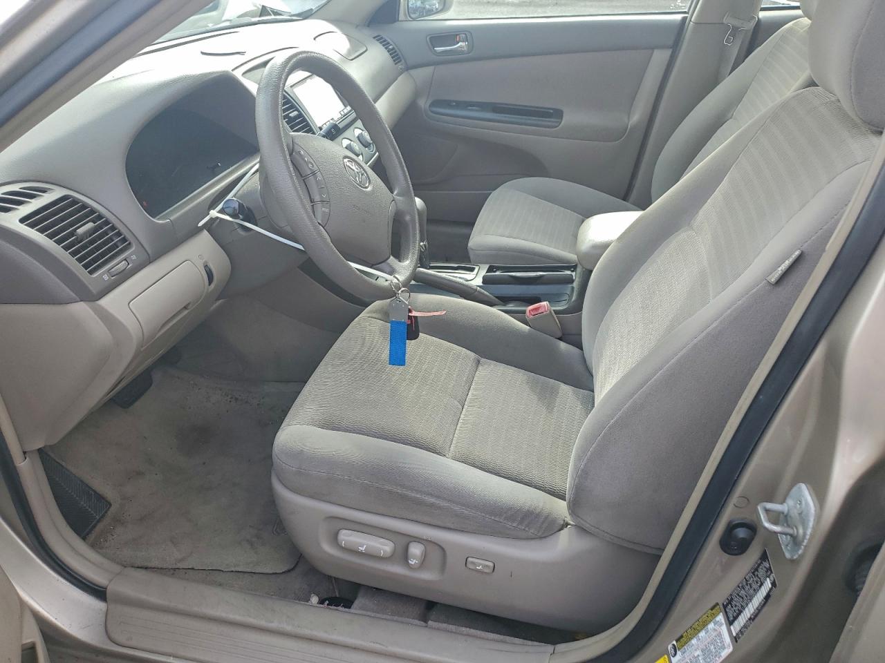 2005 TOYOTA CAMRY LE photo 7