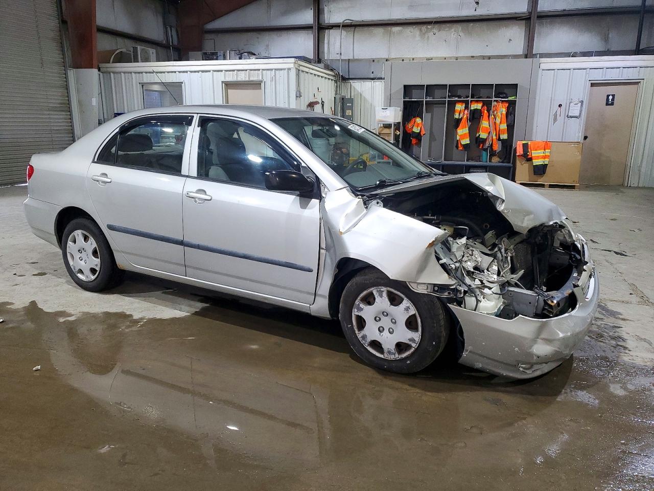 2004 TOYOTA COROLLA CE photo 4