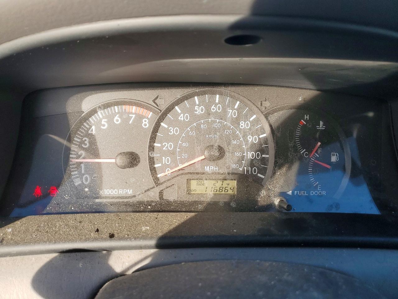 2004 TOYOTA COROLLA CE photo 9