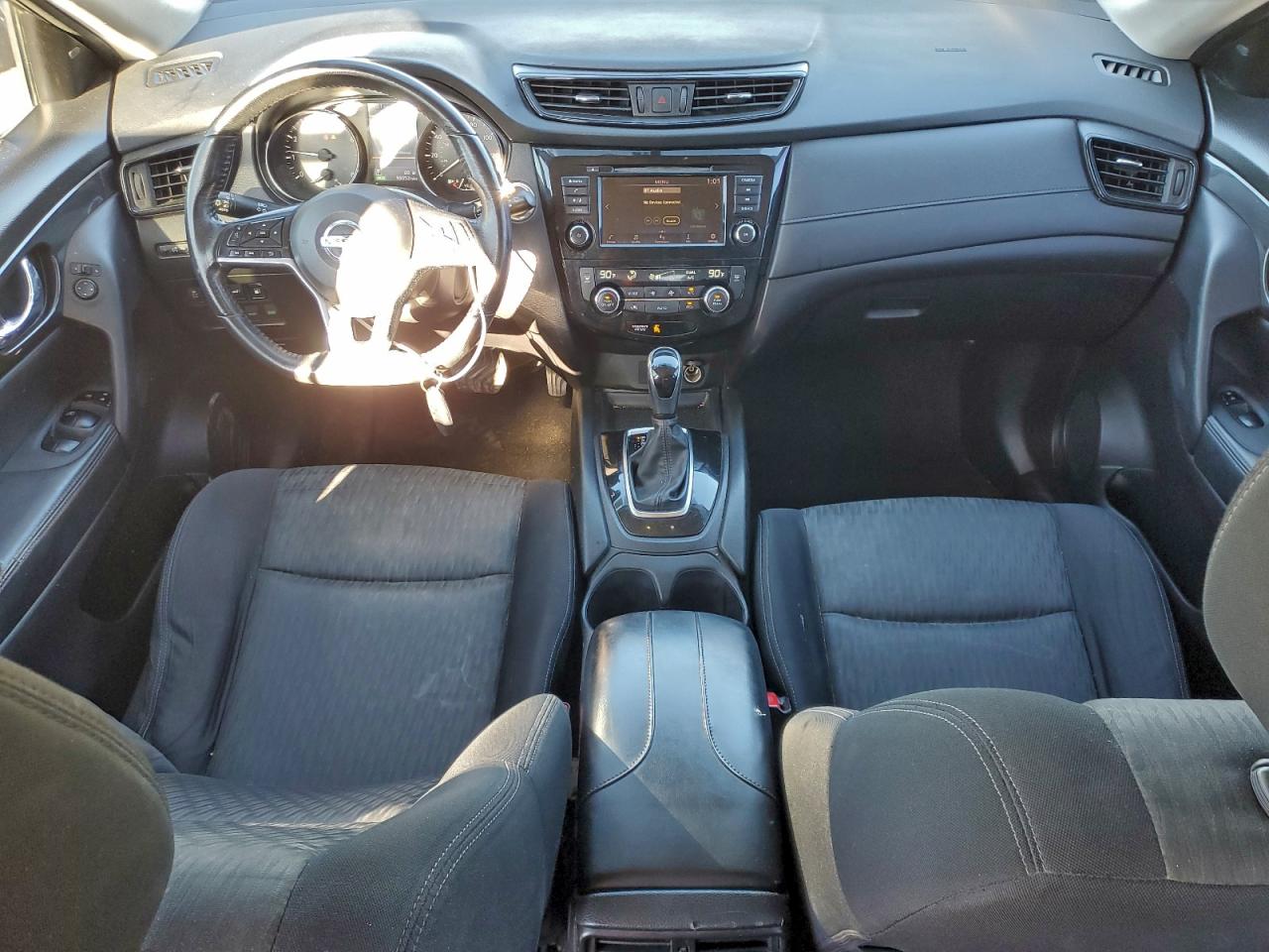 2018 NISSAN ROGUE S photo 8