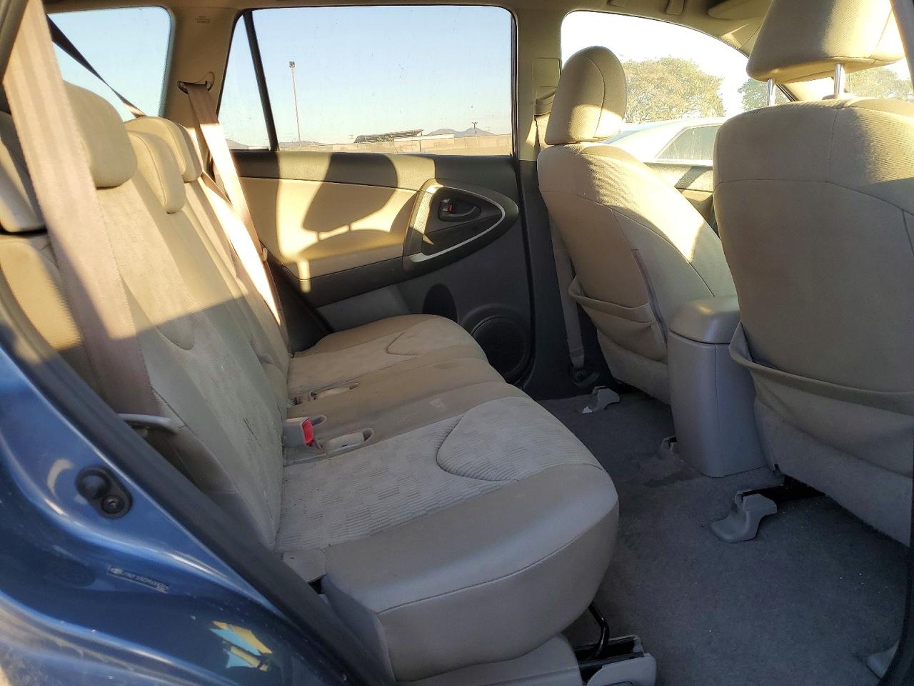 2009 TOYOTA RAV4 photo 11