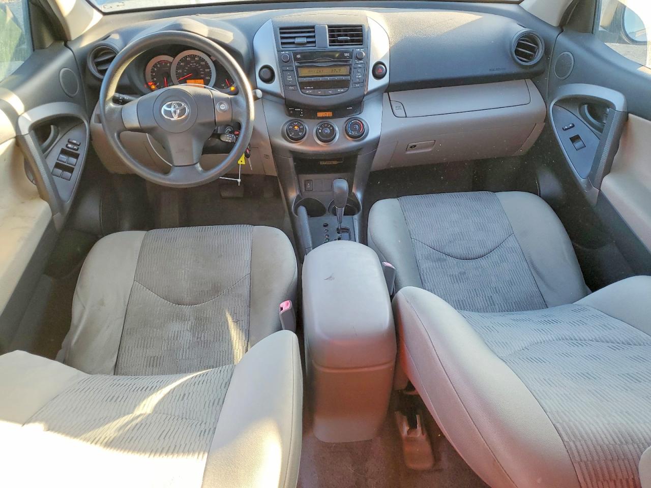 2009 TOYOTA RAV4 photo 8