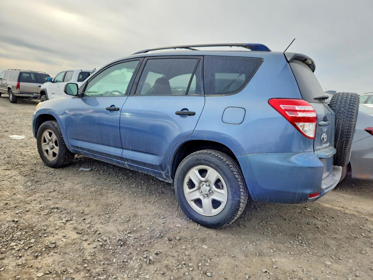2009 TOYOTA RAV4 photo 2
