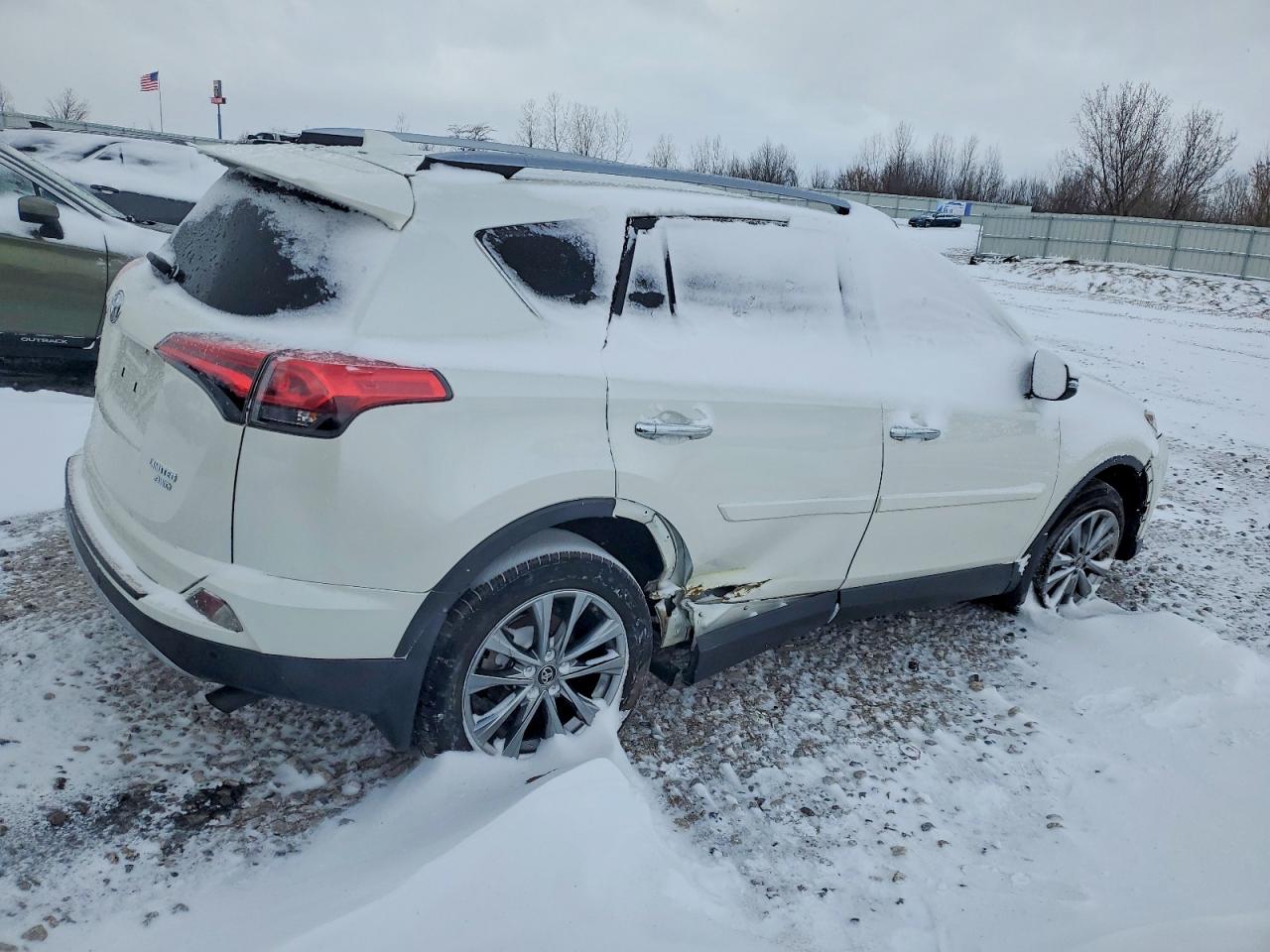 2017 TOYOTA RAV4 LIMITED photo 3
