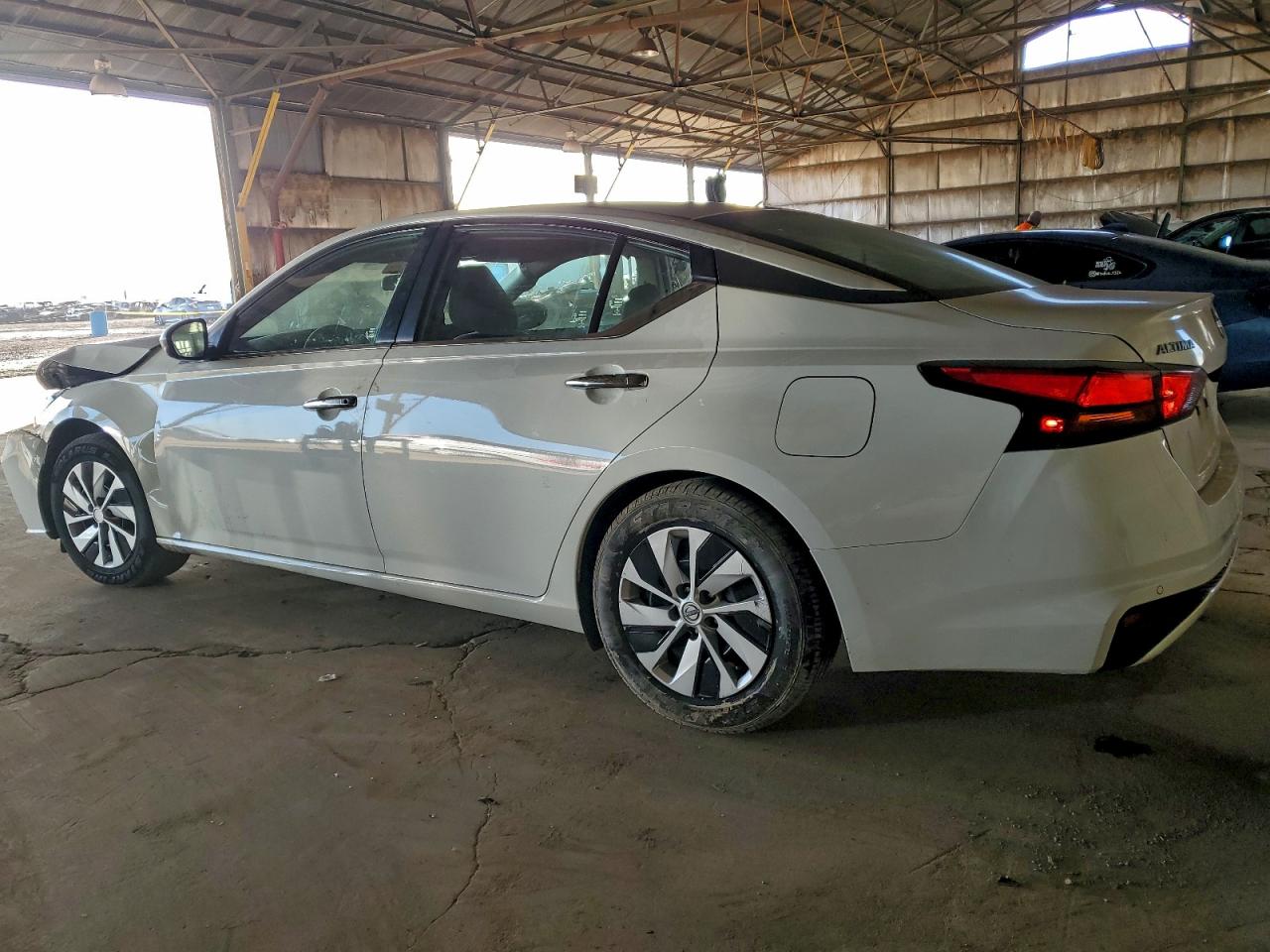 2024 NISSAN ALTIMA S photo 3