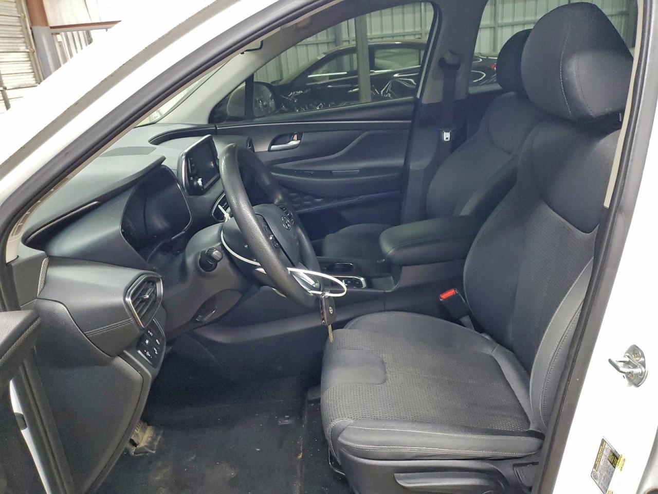 2019 HYUNDAI SANTA FE SE photo 7