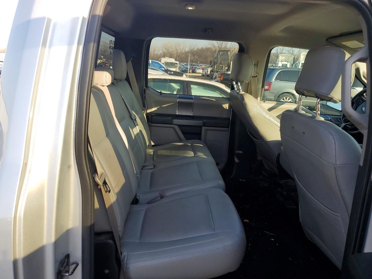 2016 FORD F150 SUPERCREW photo 10