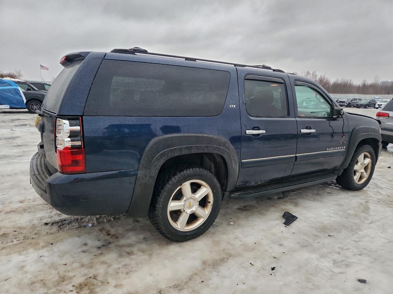2007 CHEVROLET SUBURBAN K1500 photo 5