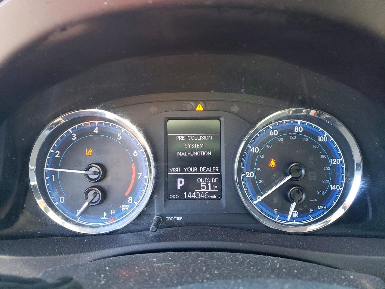 2019 TOYOTA COROLLA L photo 17