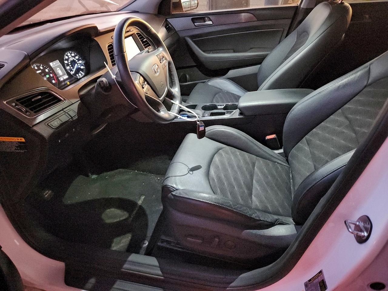 2017 HYUNDAI SONATA SPORT photo 7