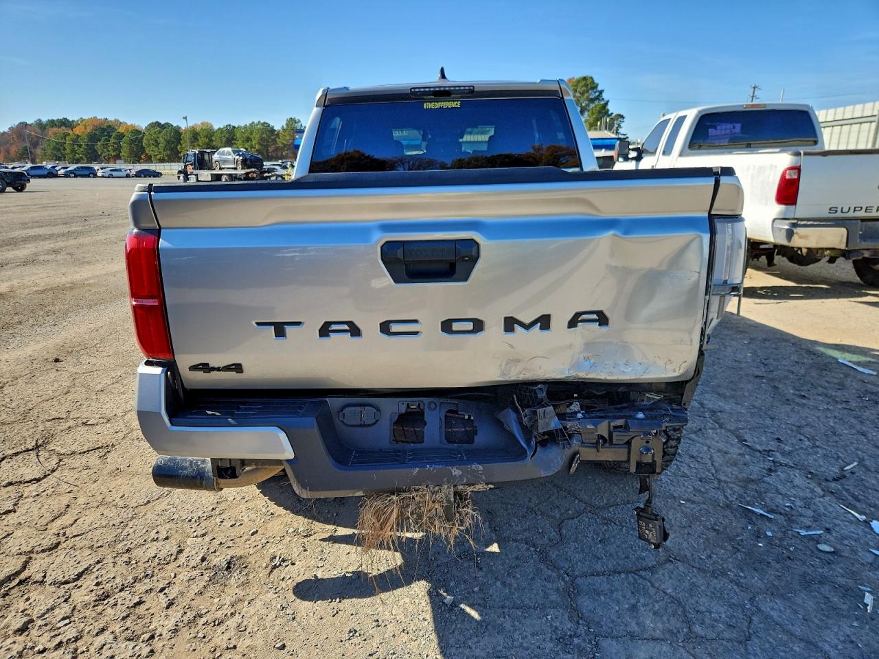 2024 TOYOTA TACOMA DOUBLE CAB photo 6