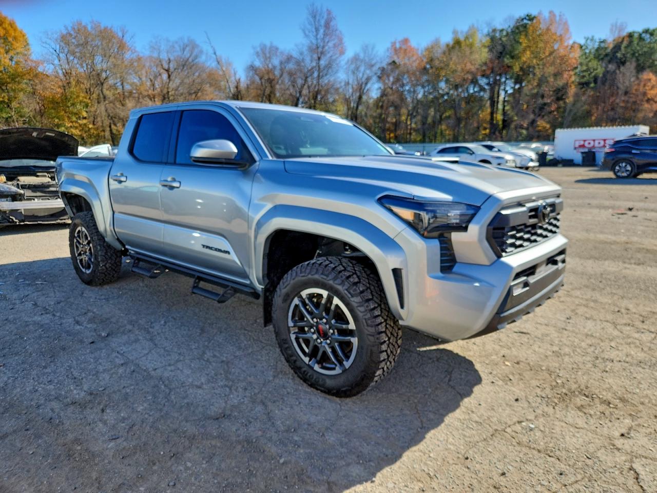 2024 TOYOTA TACOMA DOUBLE CAB photo 4