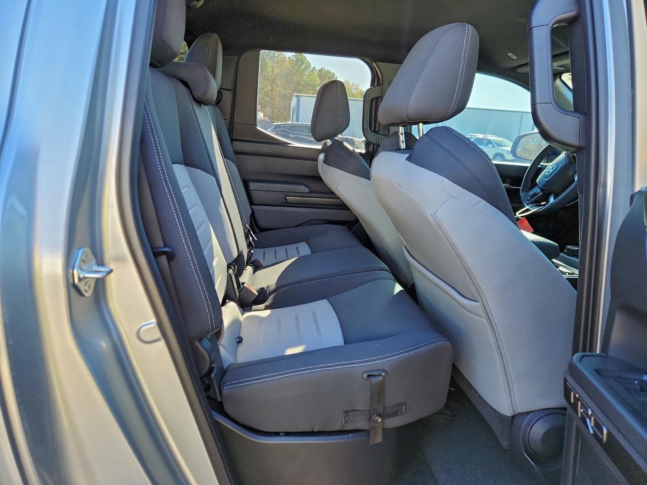 2024 TOYOTA TACOMA DOUBLE CAB photo 10