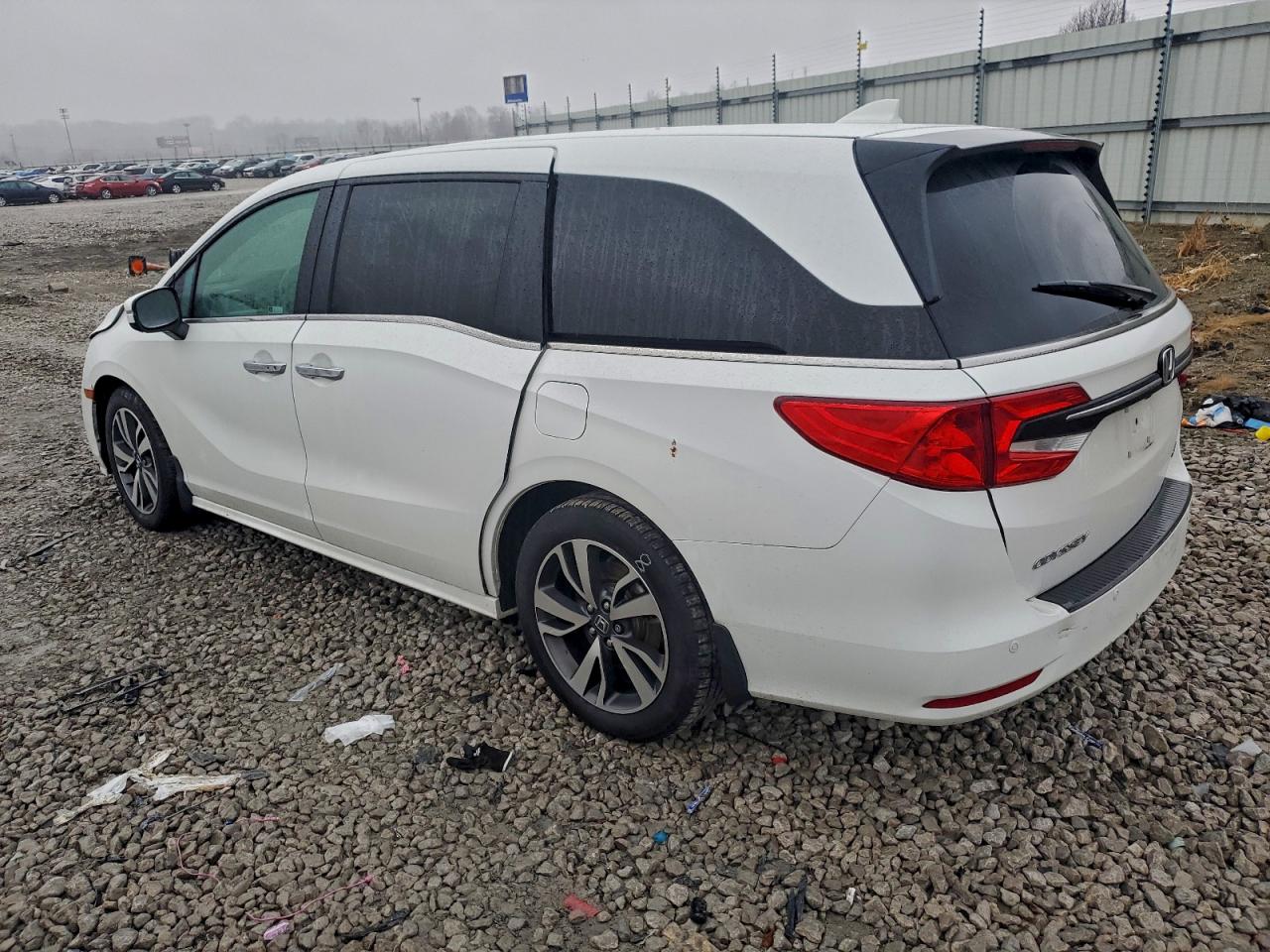 2023 HONDA ODYSSEY TOURING photo 2