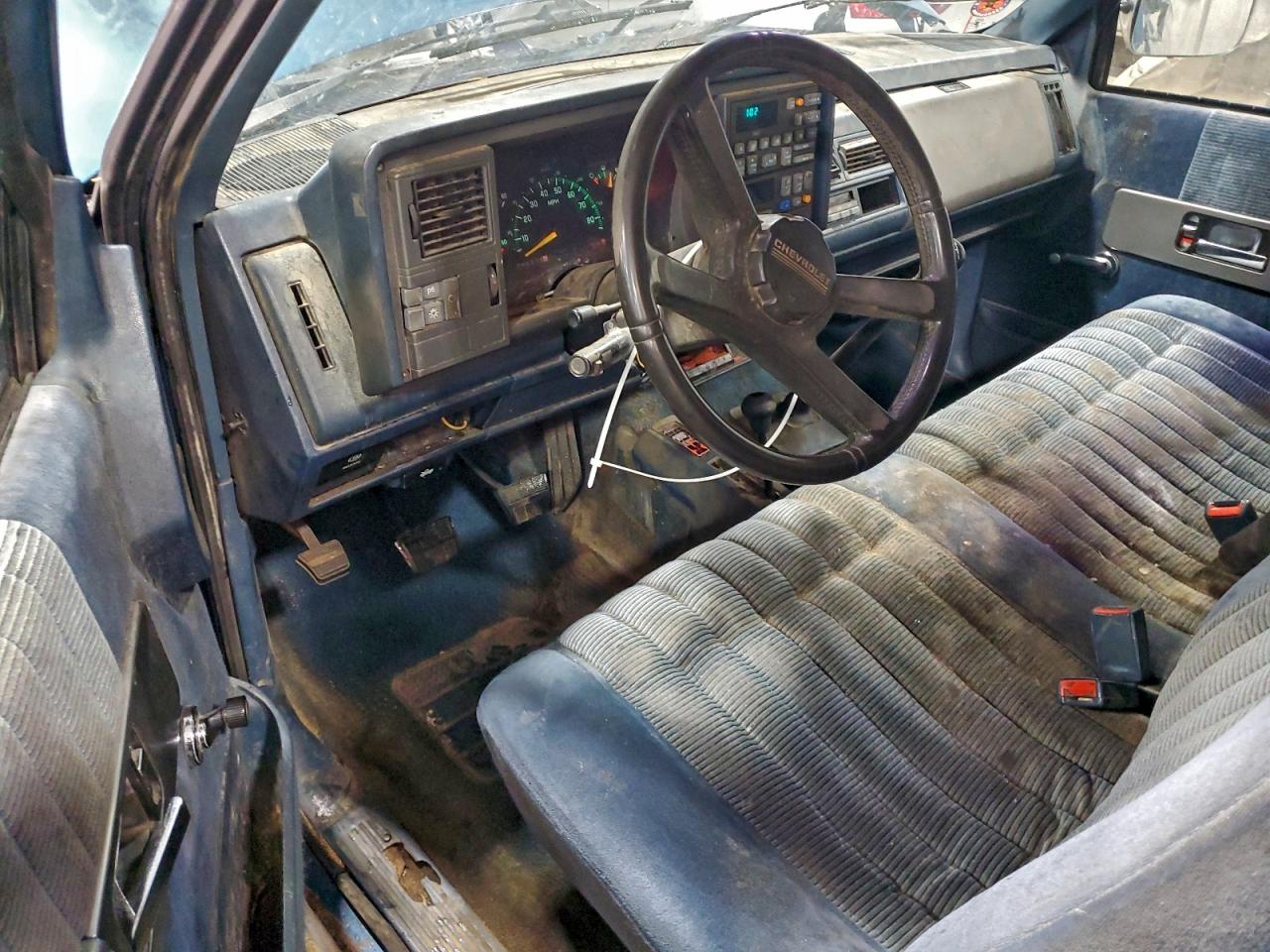 1992 CHEVROLET GMT-400 K1500 photo 15