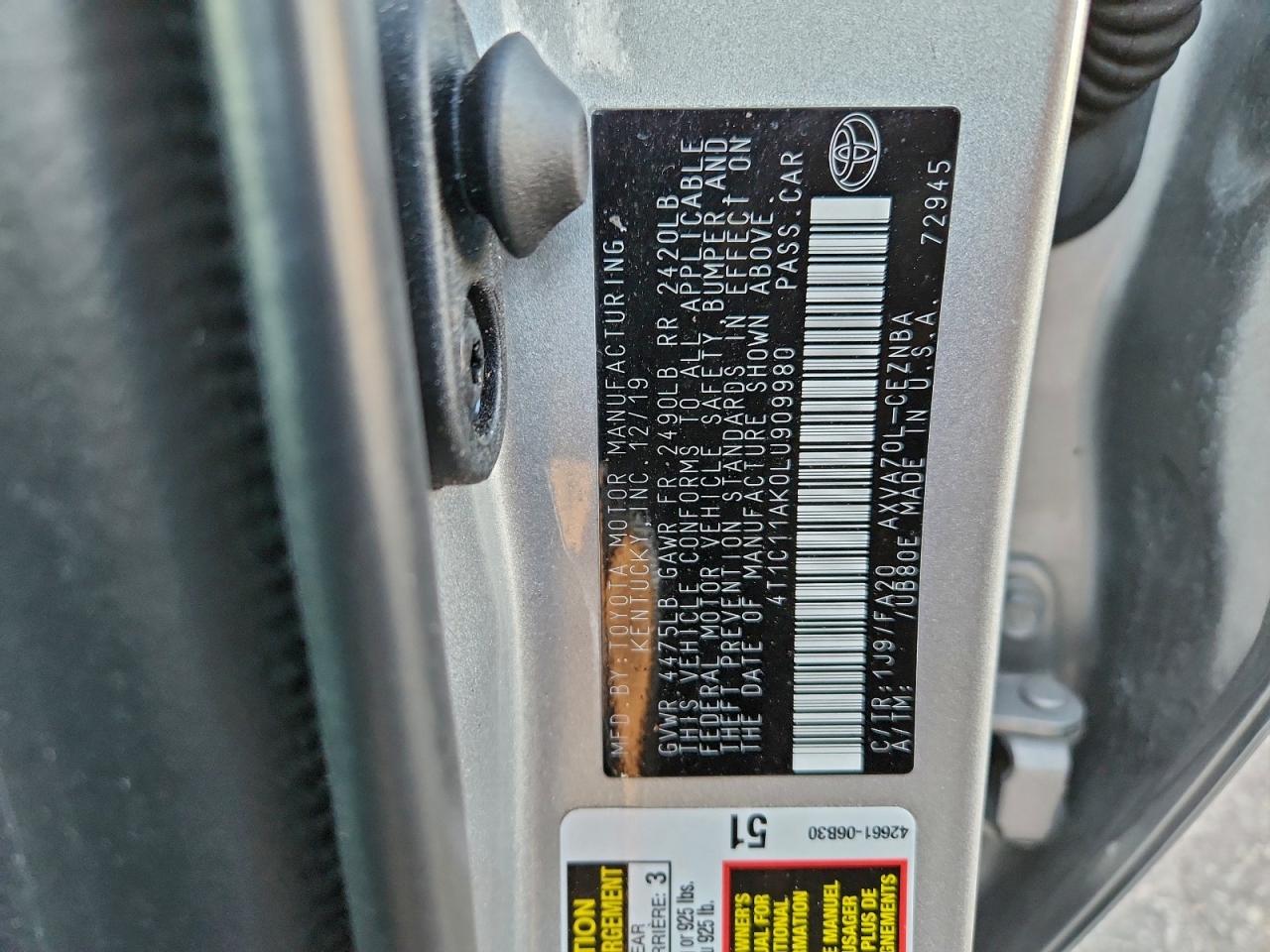 2020 TOYOTA CAMRY LE photo 13