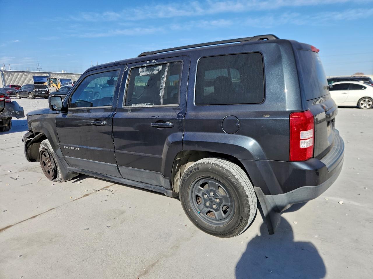 2014 JEEP PATRIOT SPORT photo 2