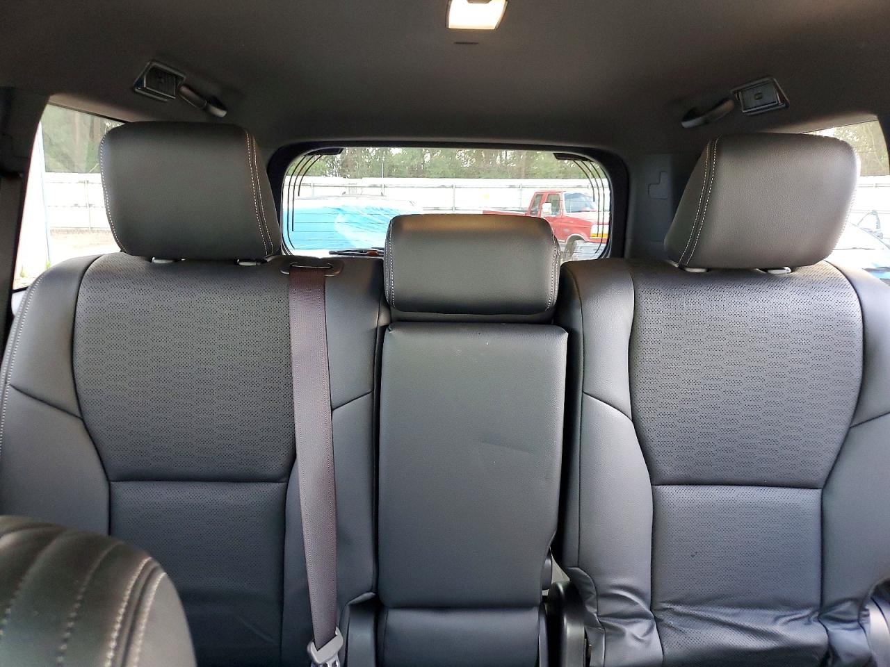 2025 TOYOTA LAND CRUISER BASE photo 10