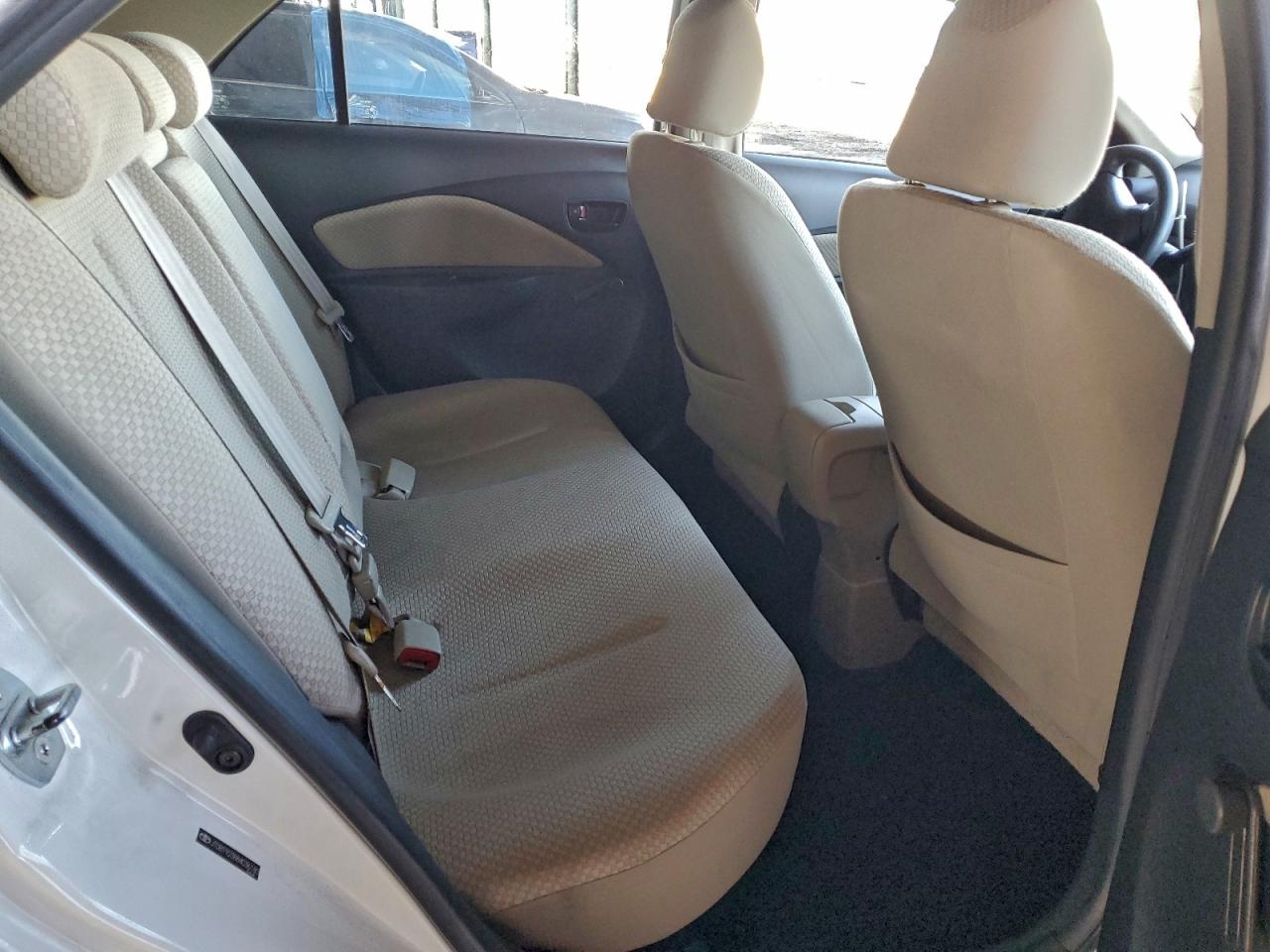 2008 TOYOTA YARIS photo 10