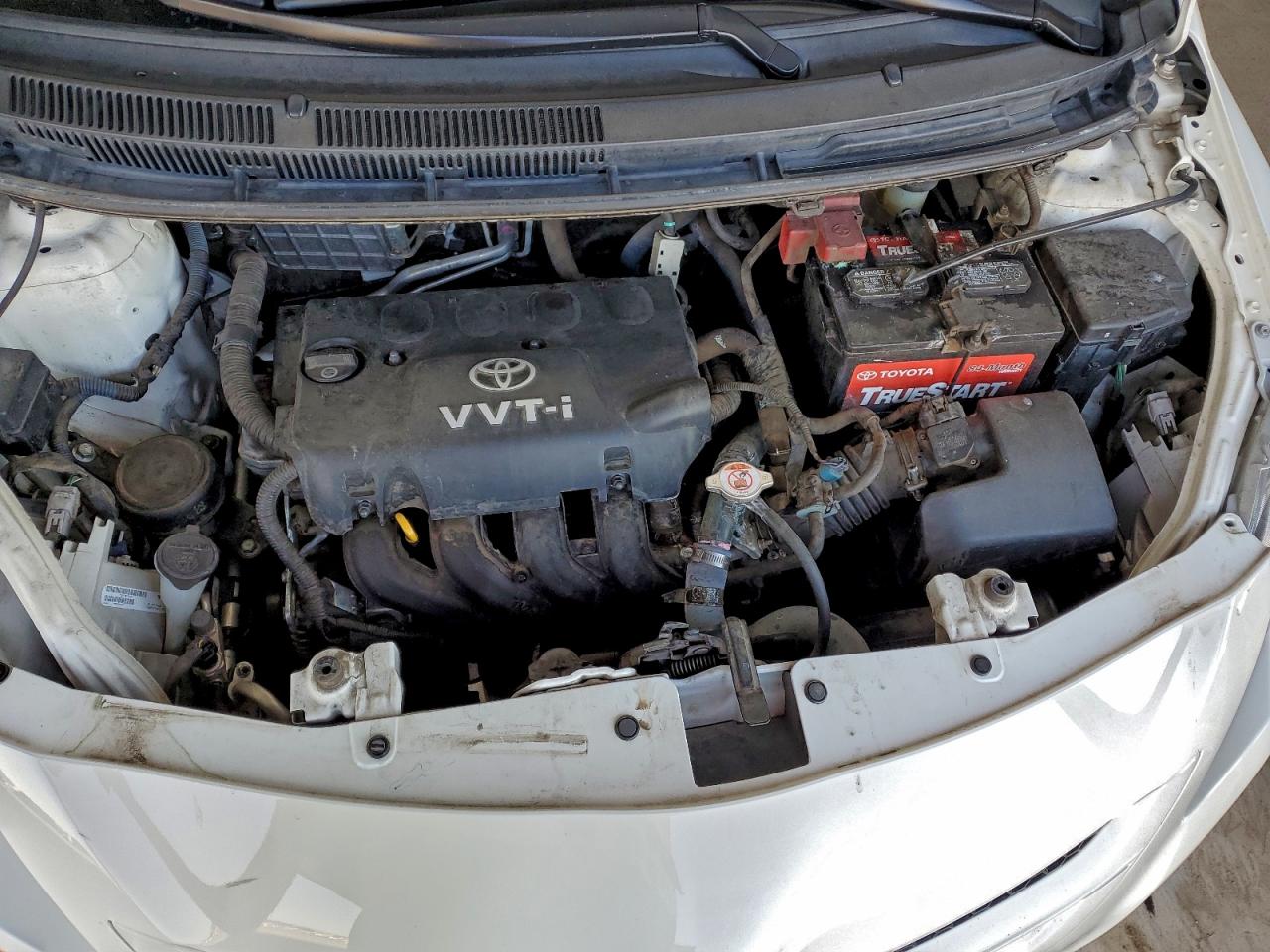 2008 TOYOTA YARIS photo 11